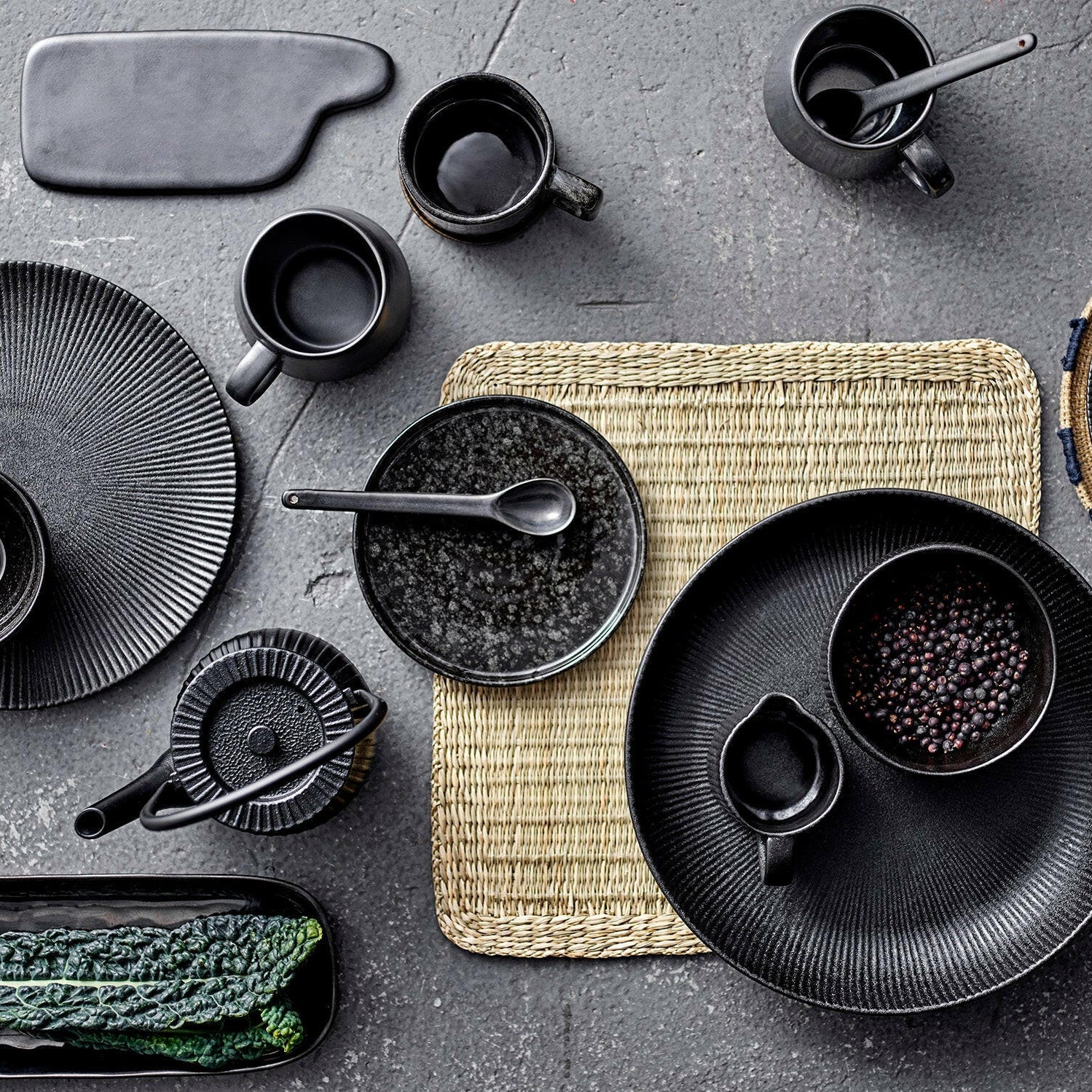 Neri Serveerschaal Zwart Ø33X6Cm