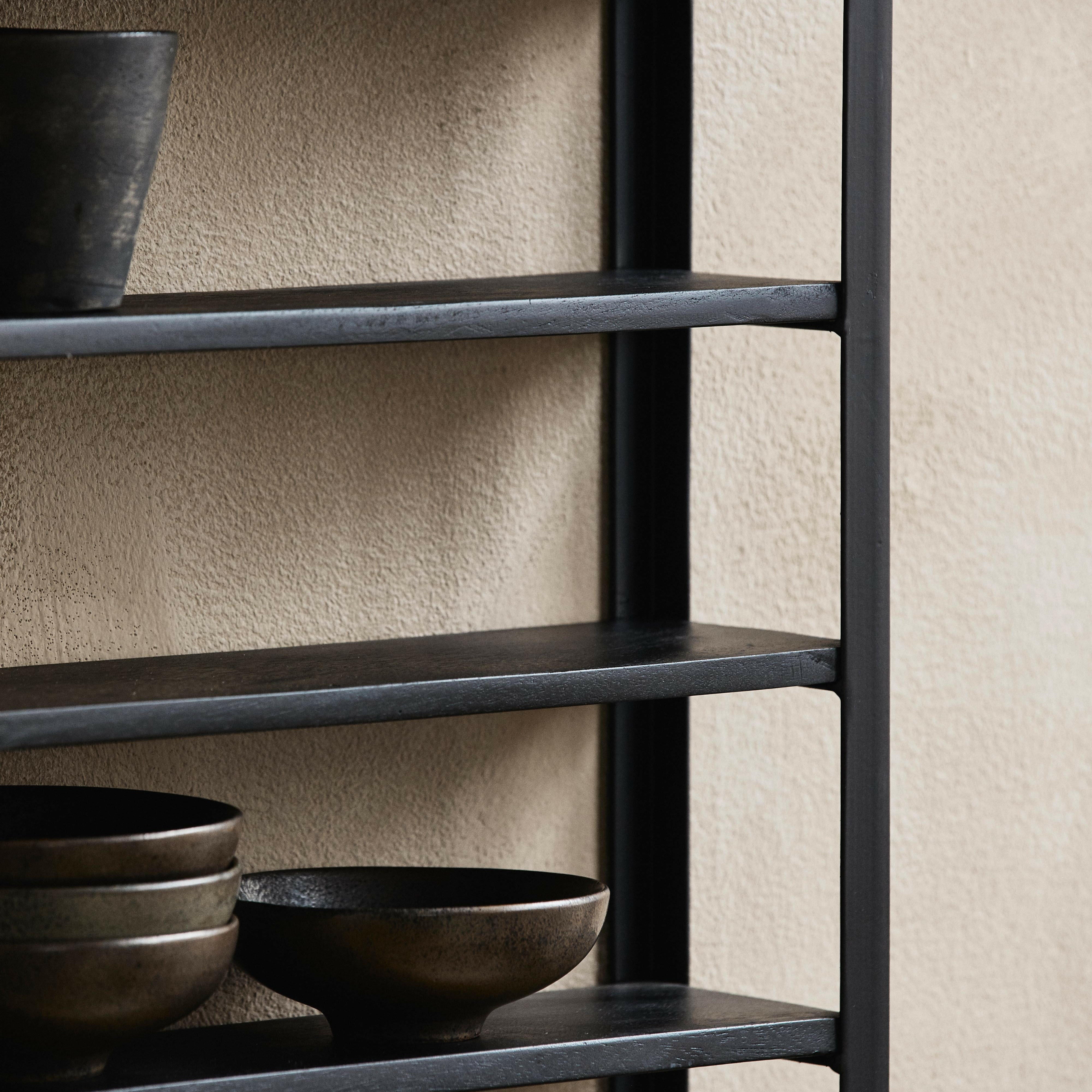 Inez Bowl Zwart L Tray