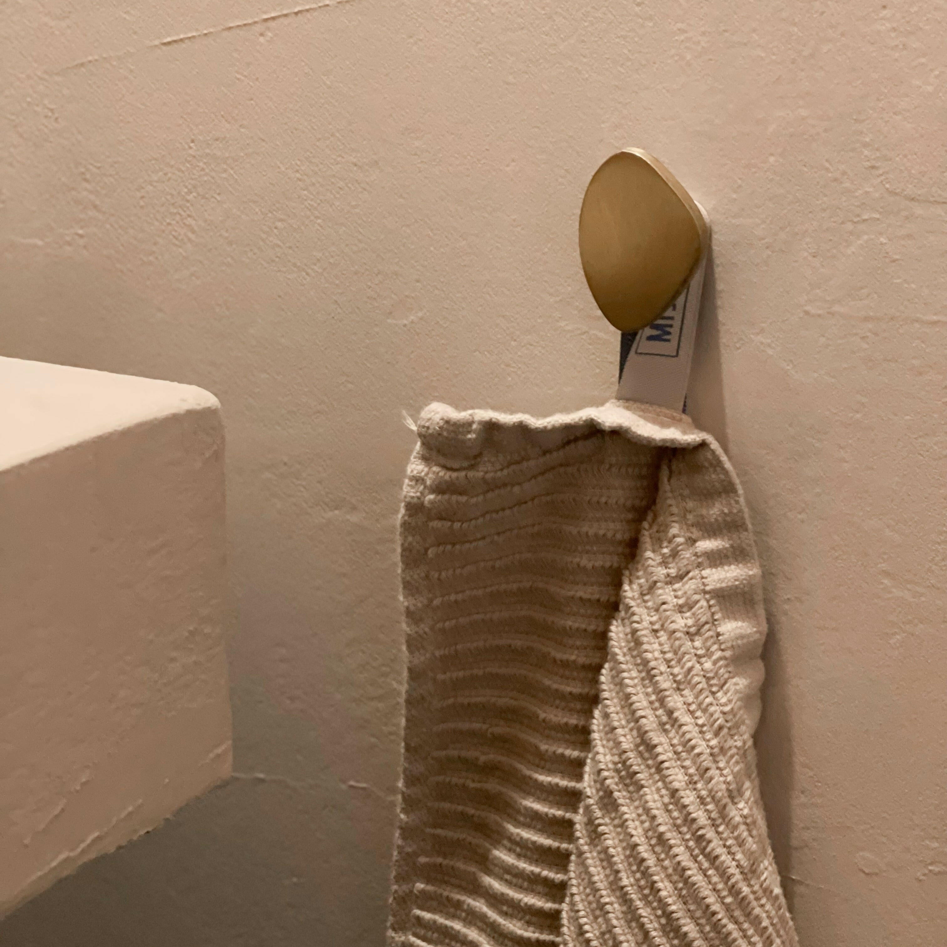 Haken Ferri Brass Wandhaak