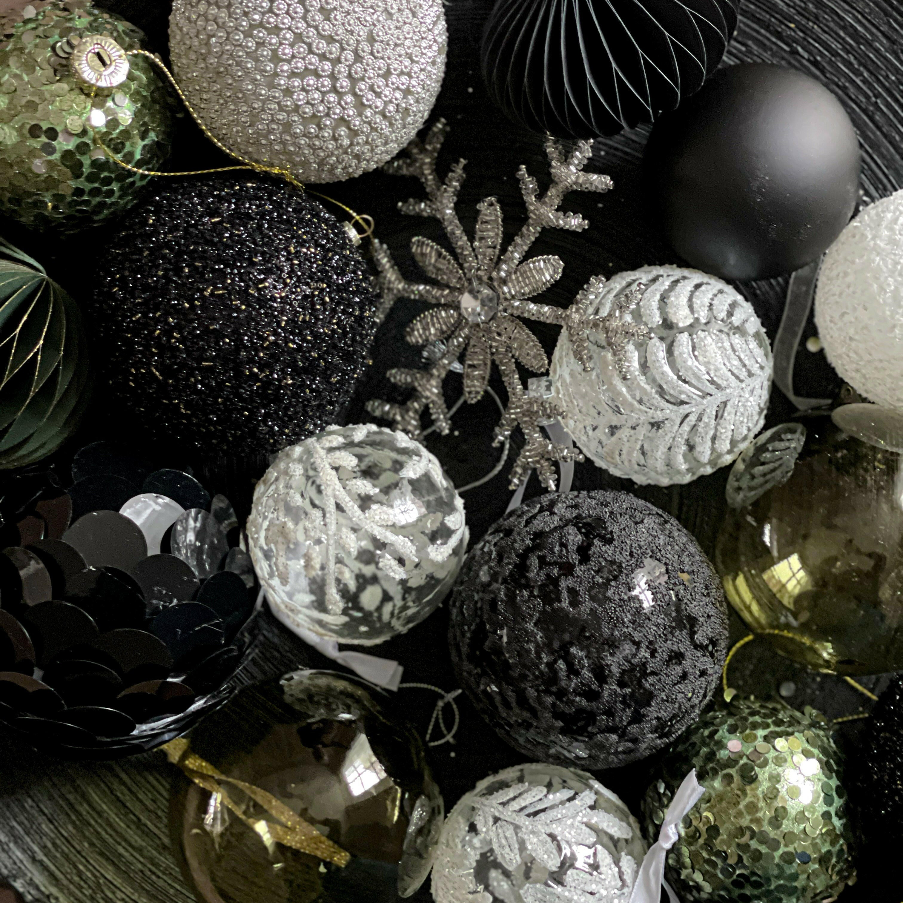 Kerstbal Glitter Zwart/Goud Medium