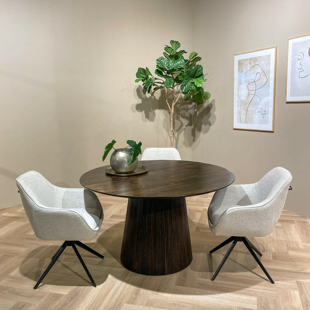 Salvator Walnut 130Cm