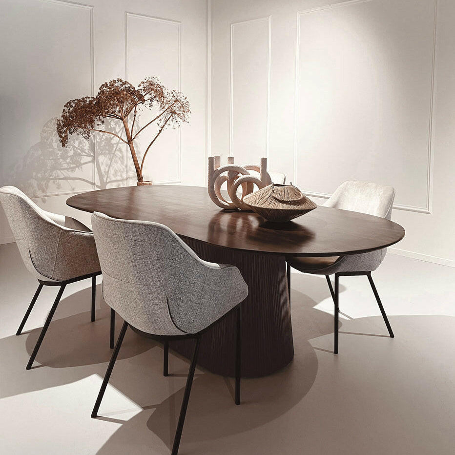 Salvator Eettafel Walnut 230Cm