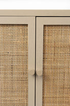 Amaya Dressoir