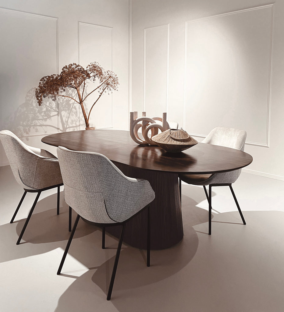 Salvator Eettafel Walnut 230Cm